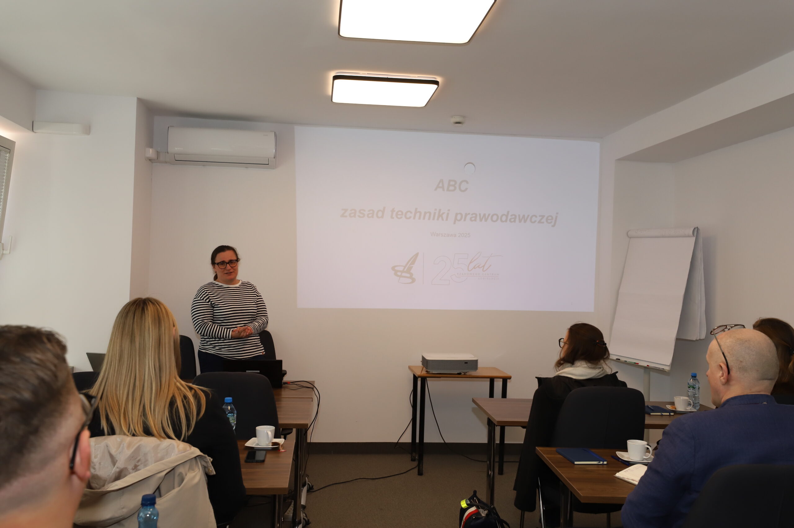 Relacje ustawy i aktu wykonawczego na tle budowy przepisu upoważniającego – szkolenie stacjonarne