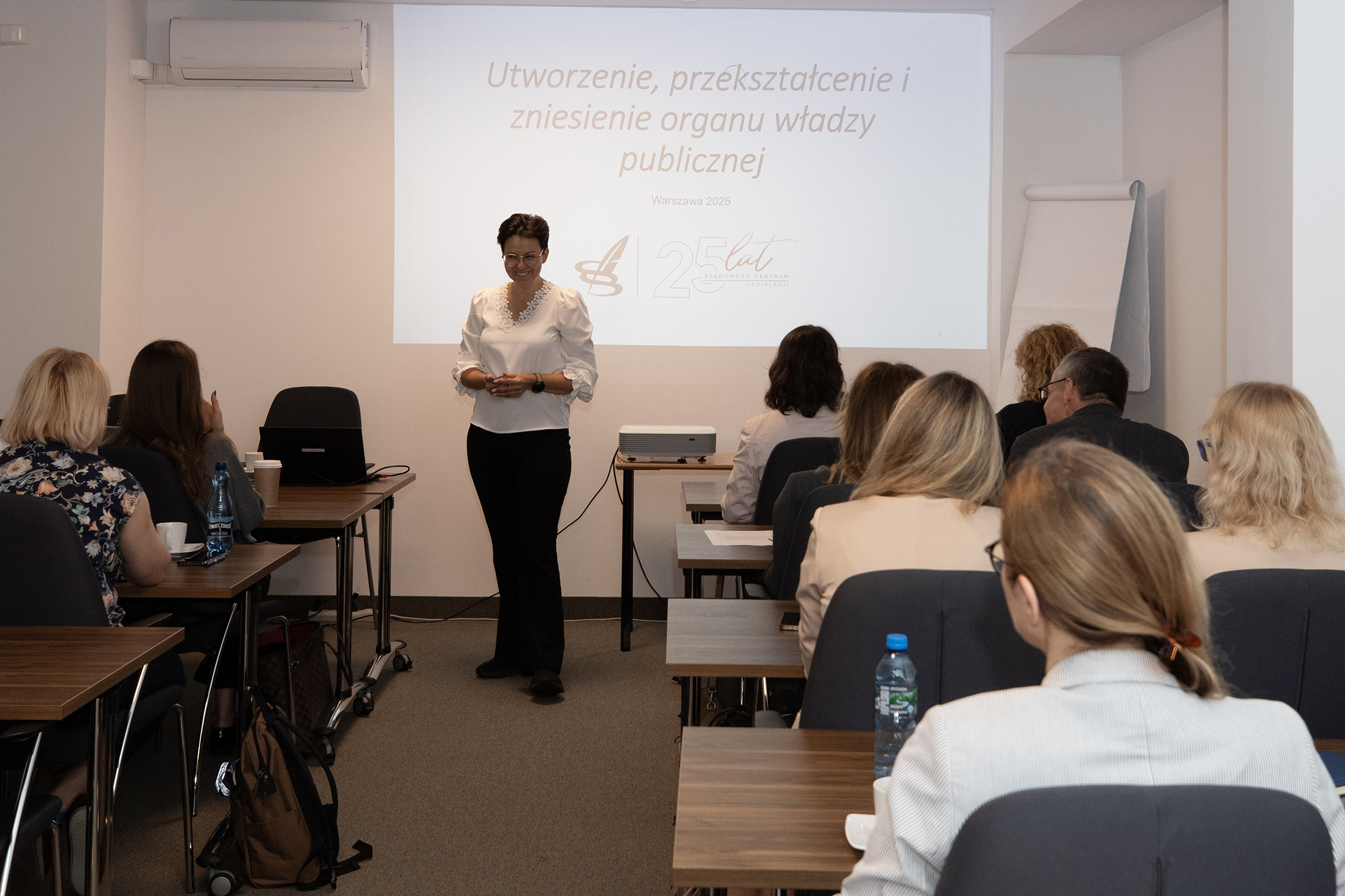 Relacje ustawy i aktu wykonawczego na tle budowy przepisu upoważniającego – szkolenie stacjonarne