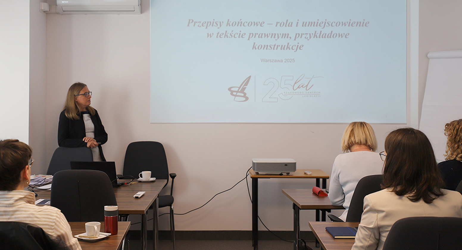 Przepisy końcowe – rola i umiejscowienie w tekście prawnym, przykładowe konstrukcje